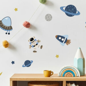 Astronaut wallstickers till barnrum