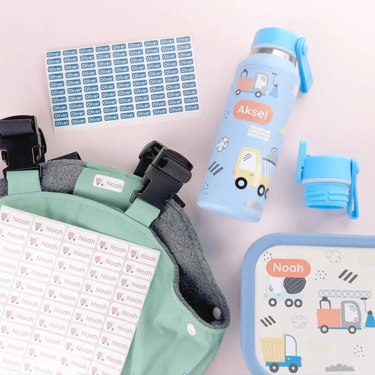 Stort förskolepaket med namnlappar, minilappar, matlåda och dricksflaska — Lappeliten